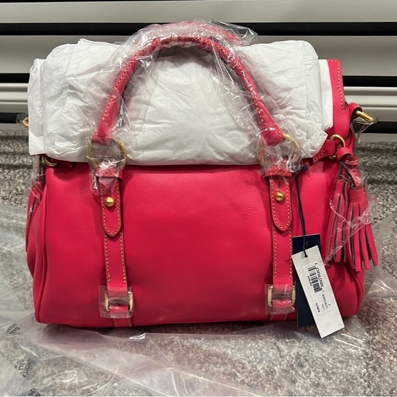 NWT Rare Dooney and Bourke Large Florentine Satchel in Fuchsia - Picture 3 of 10